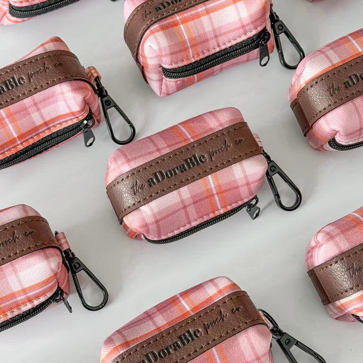 Heritage strawberry cottage bag dispenser