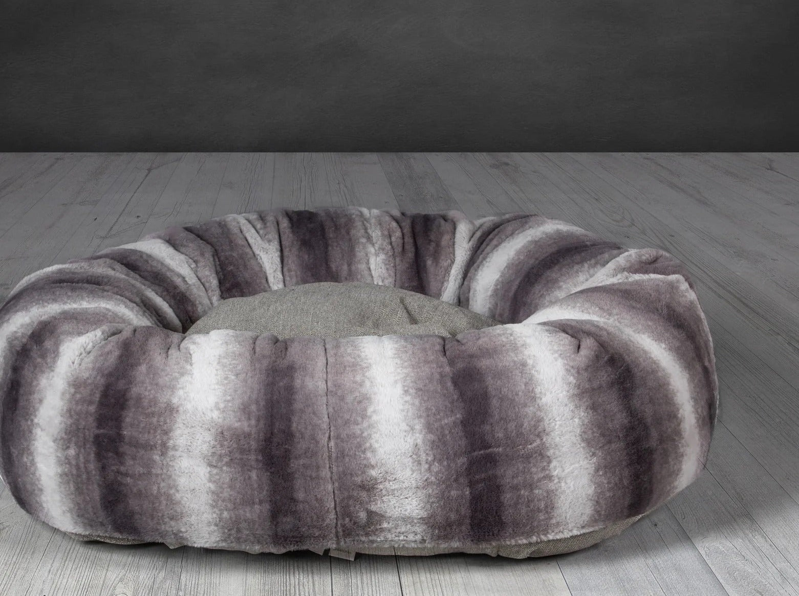 Collared Creatures Luxury Donut Bed