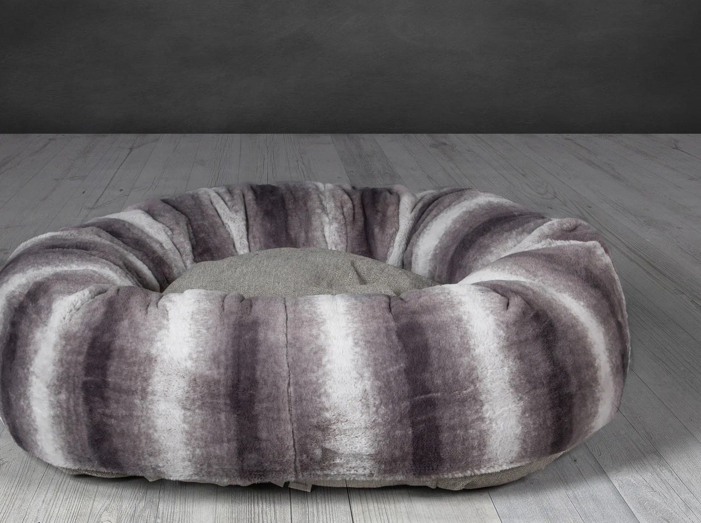 Collared Creatures Luxury Donut Bed