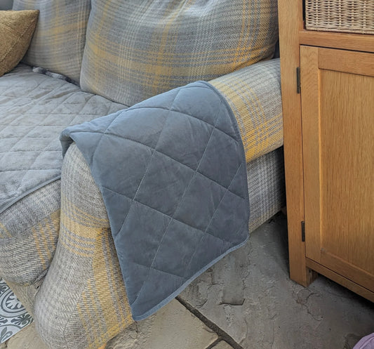 Dog and cat throw blankets Grey