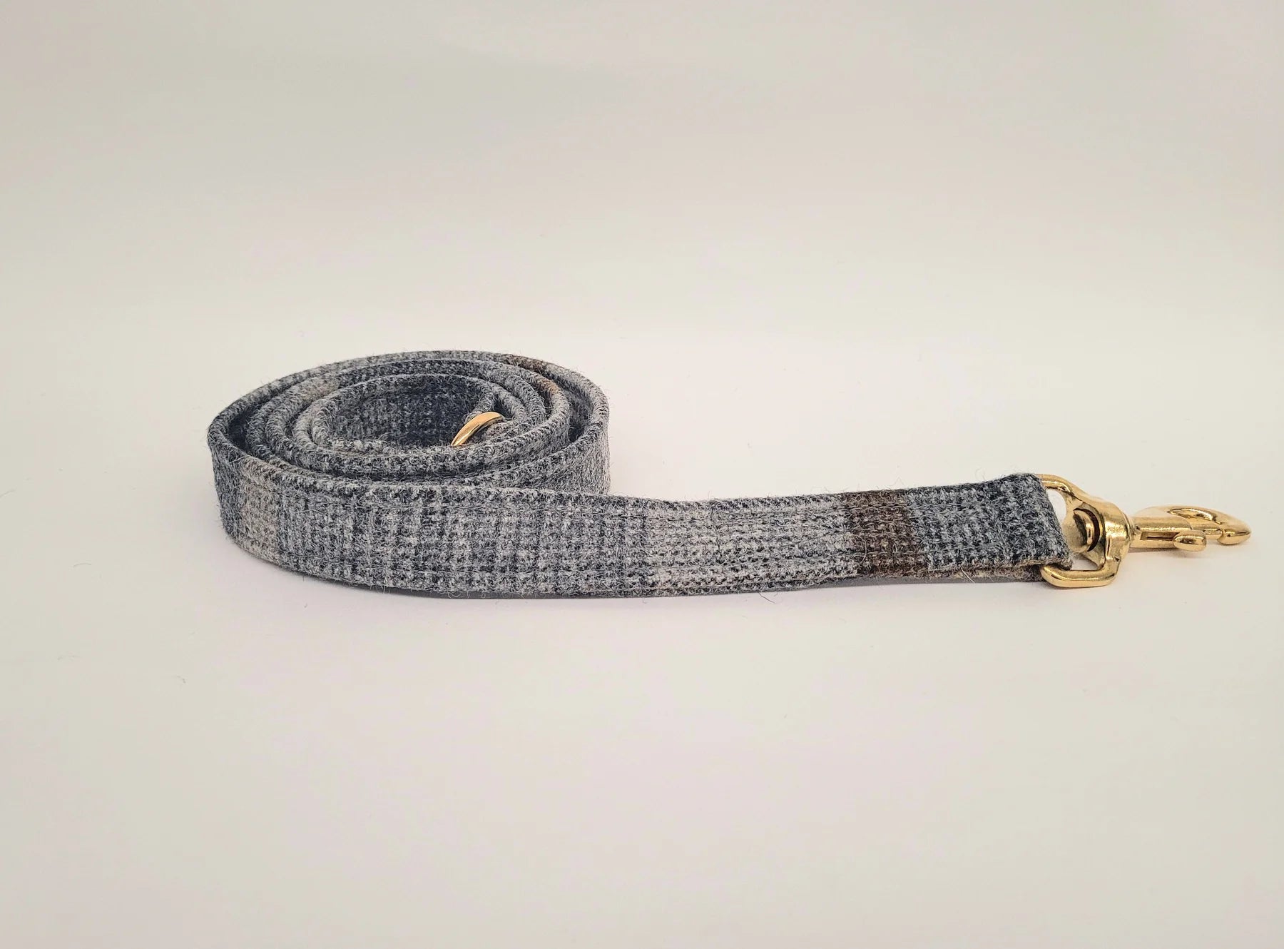 Abraham Moon Malham Taupe Check matching Dog Collar and lead