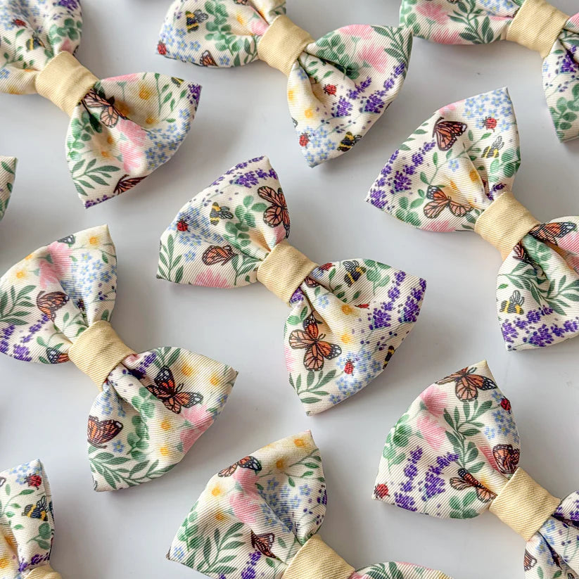 Bumbles & Butterflies Dog Collar Bow