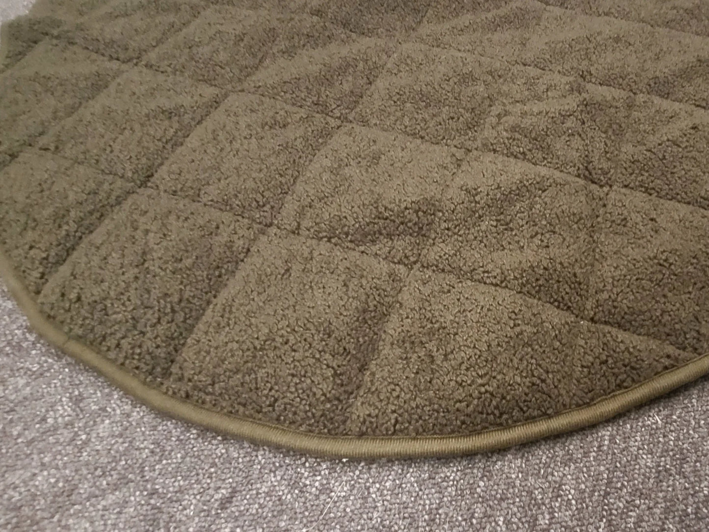 Cocoon Dog bed round blanket Green