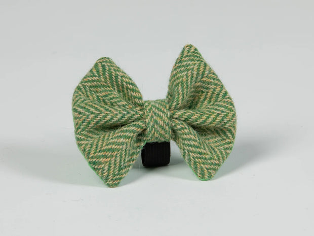 Harris tweed Dog Bow Tie green Herringbone