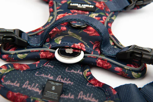 Laura Ashley gosford meadow dog harness close up