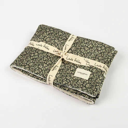 Laura Ashley sweet alyssum blanket