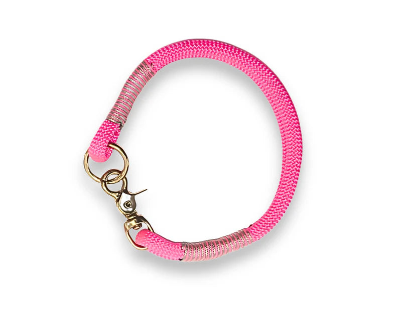 Neon pink rope collar