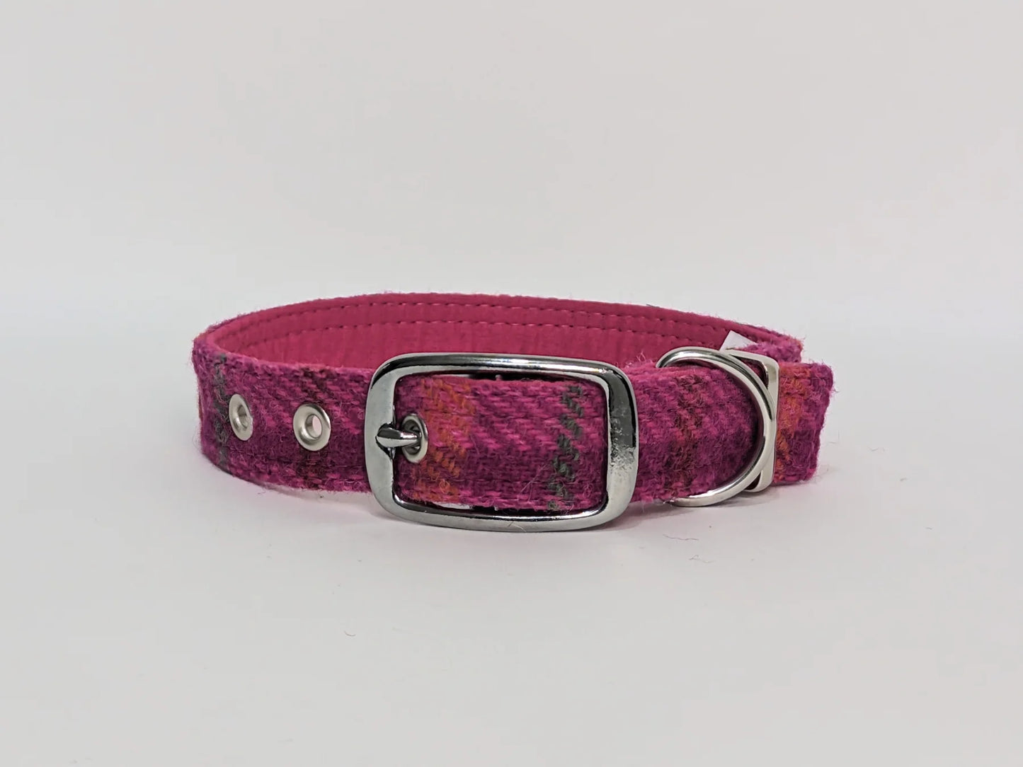 Harris tweed cerise check buckle collar