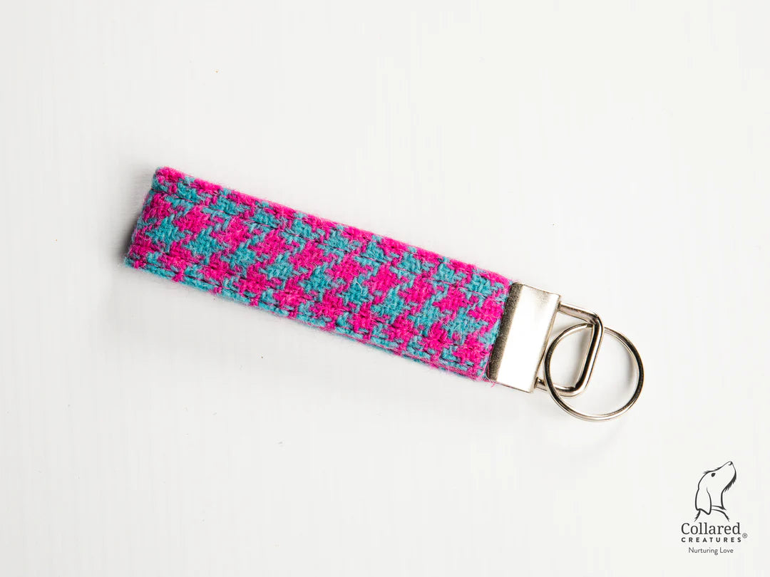 Harris Tweed Key ring Turquoise & Pink Houndstooth