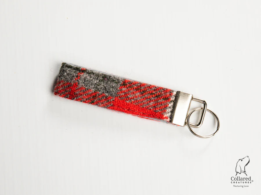 Harris Tweed keyring red & grey check