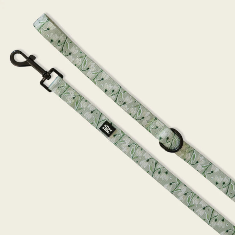 Silent Snowdrops Dog Lead