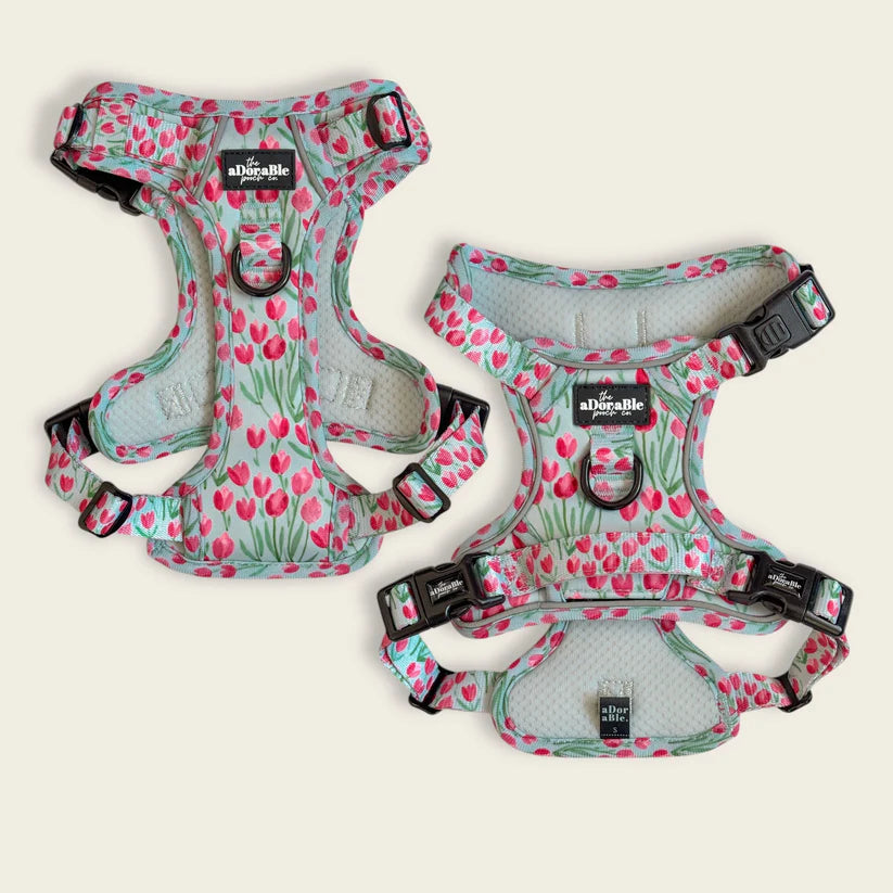 Timeless Tulips Dog Harness – Lite, AirTag Pocket, No Pull, Adjustable