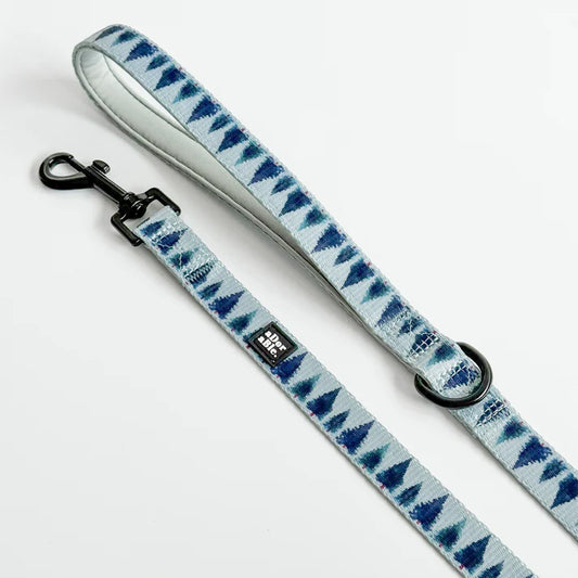 aDoraBle pooch fresh pines dog lead