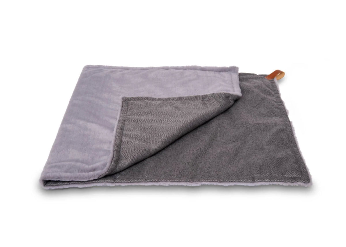 Ralph & Co Balmoral Grey Tweed Dog Blanket | Reversible Faux Fur
