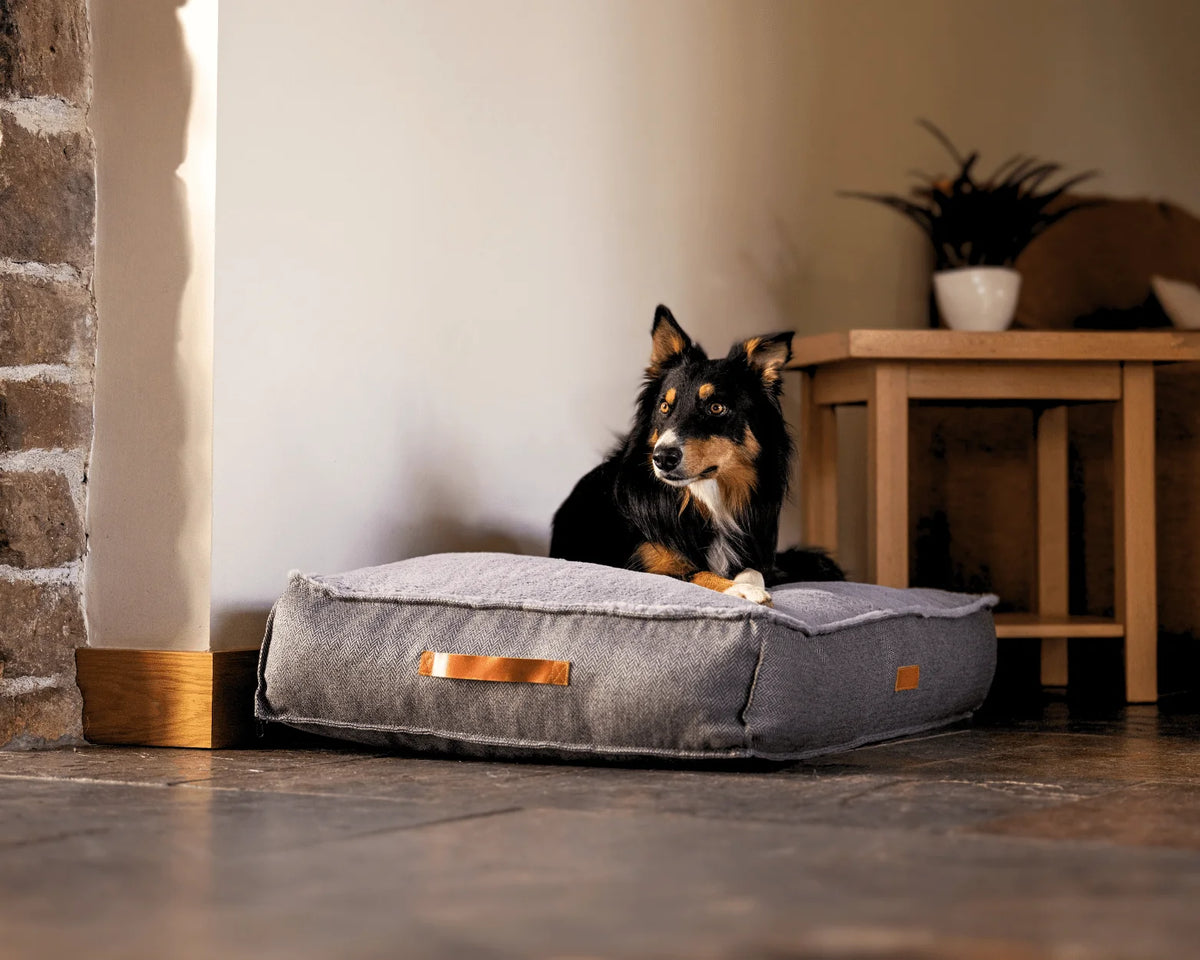 Ralph & Co Balmoral Luxury Grey Herringbone Dog Mattress