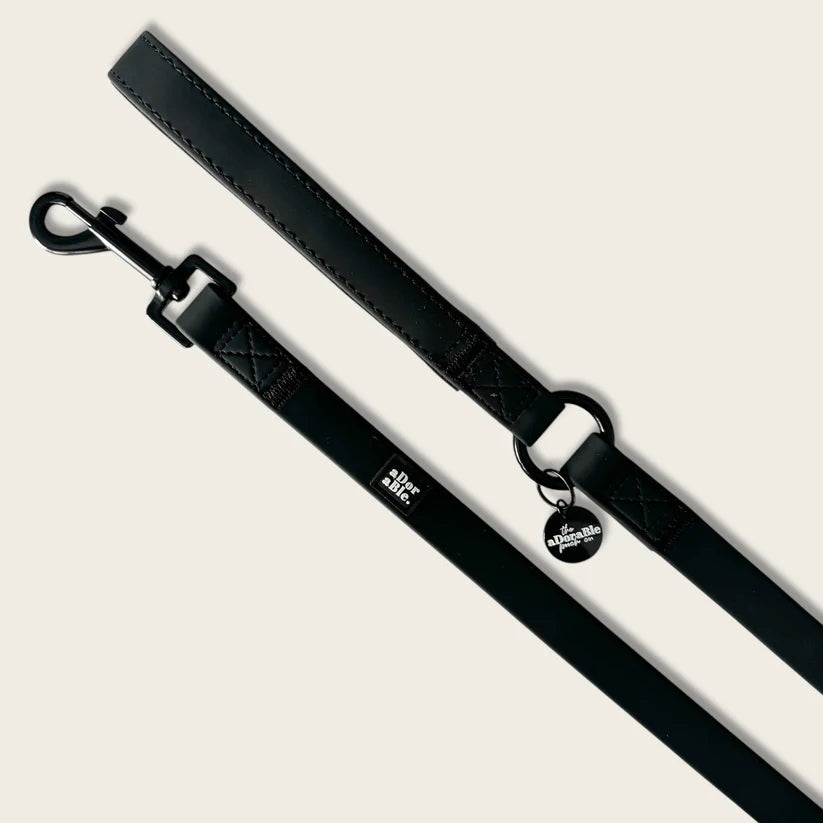 aDoraBle Pooch hydroflex waterproof dog lead black