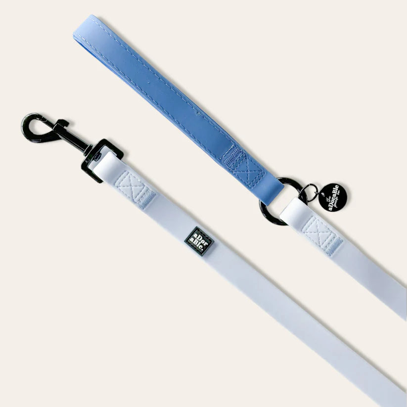 aDoraBle Pooch hydroflex waterproof dog lead ice blue