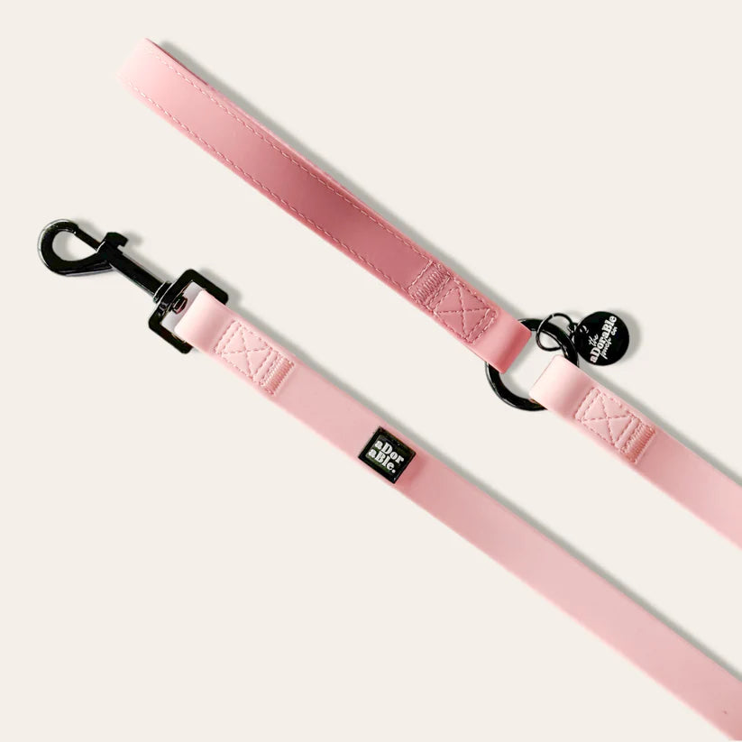 aDoraBle Pooch hydroflex waterproof dog lead marshmallow pink