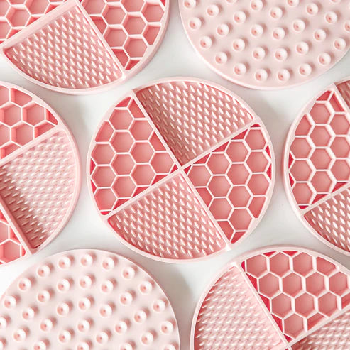 aDoraBle Pooch enrichment lick mat marshmallow pink