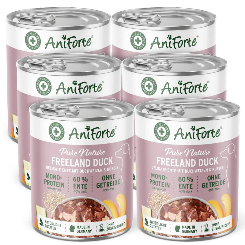Multiple cans of AniForte Pure Nature Freeland Duck pet food  