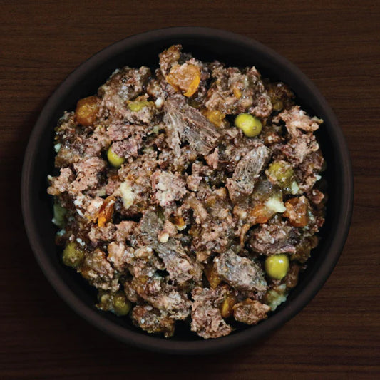 JR Pure complete Wellbeing wet dog food simply beef in Bowl